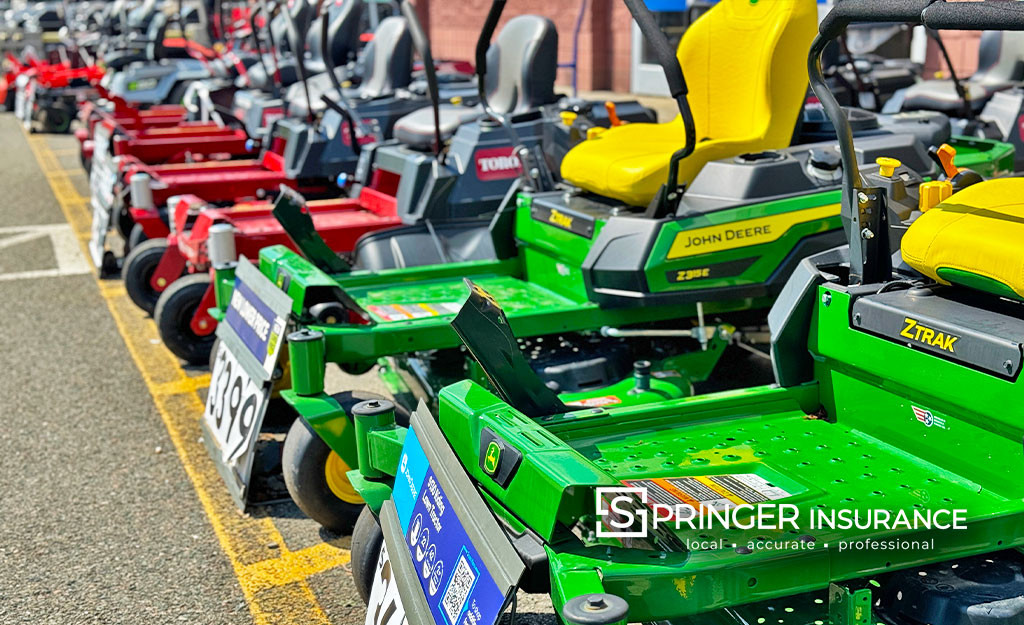 A new John Deer Zero-Turn lawn mower for sale at the Midlothian Lowes